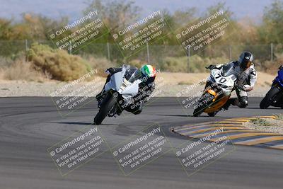 media/Nov-05-2022-SoCal Trackdays (Sat) [[f8d9b725ab]]/Turn 2 (1120am)/